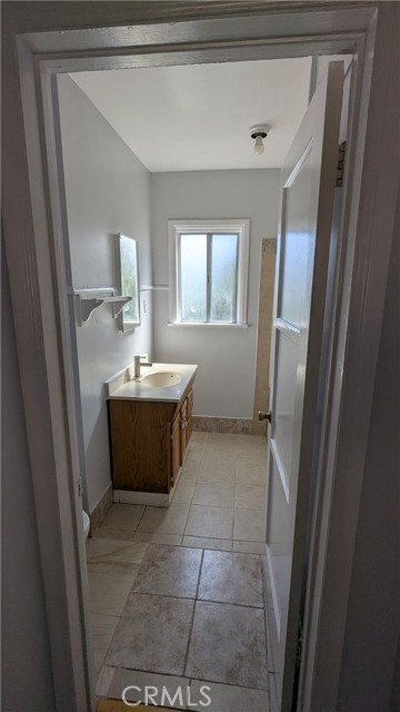 Detail Gallery Image 8 of 21 For 8801 Valley View, Buena Park,  CA 90620 - 2 Beds | 1 Baths