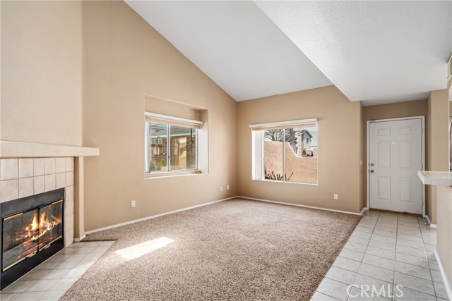 Detail Gallery Image 7 of 30 For 39227 10th St #H,  Palmdale,  CA 93551 - 3 Beds | 2/1 Baths