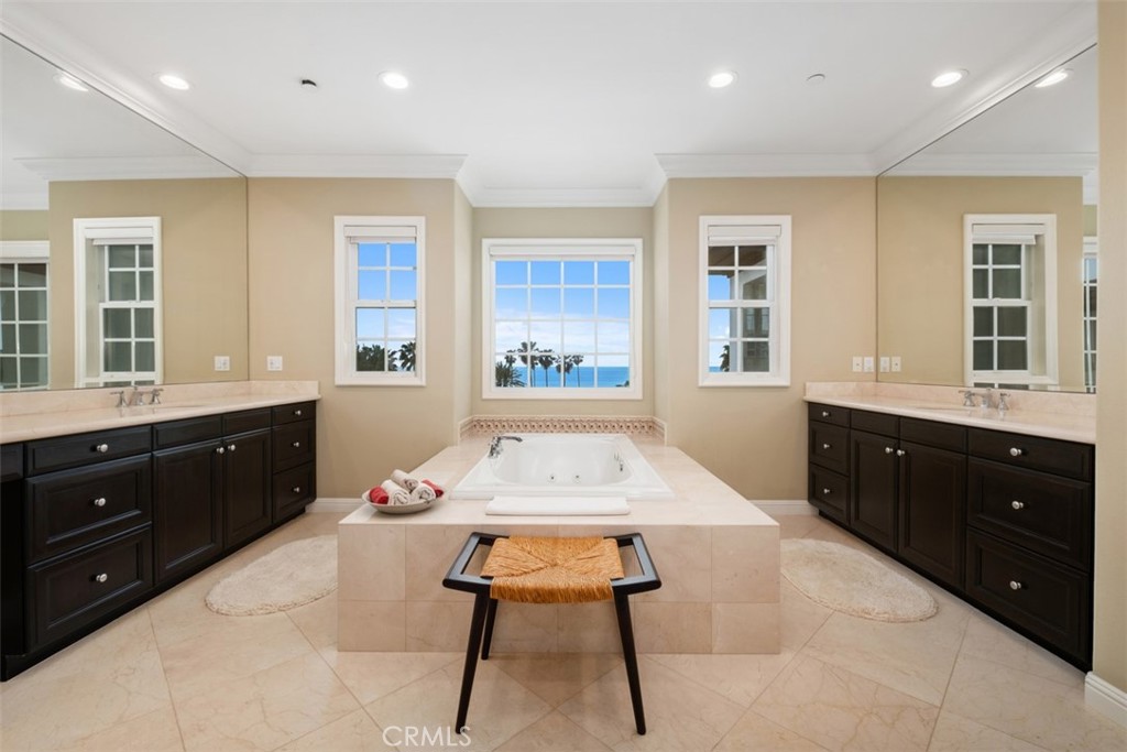 C6b6a49f F0d9 4a51 Bc76 059dafe34d6c