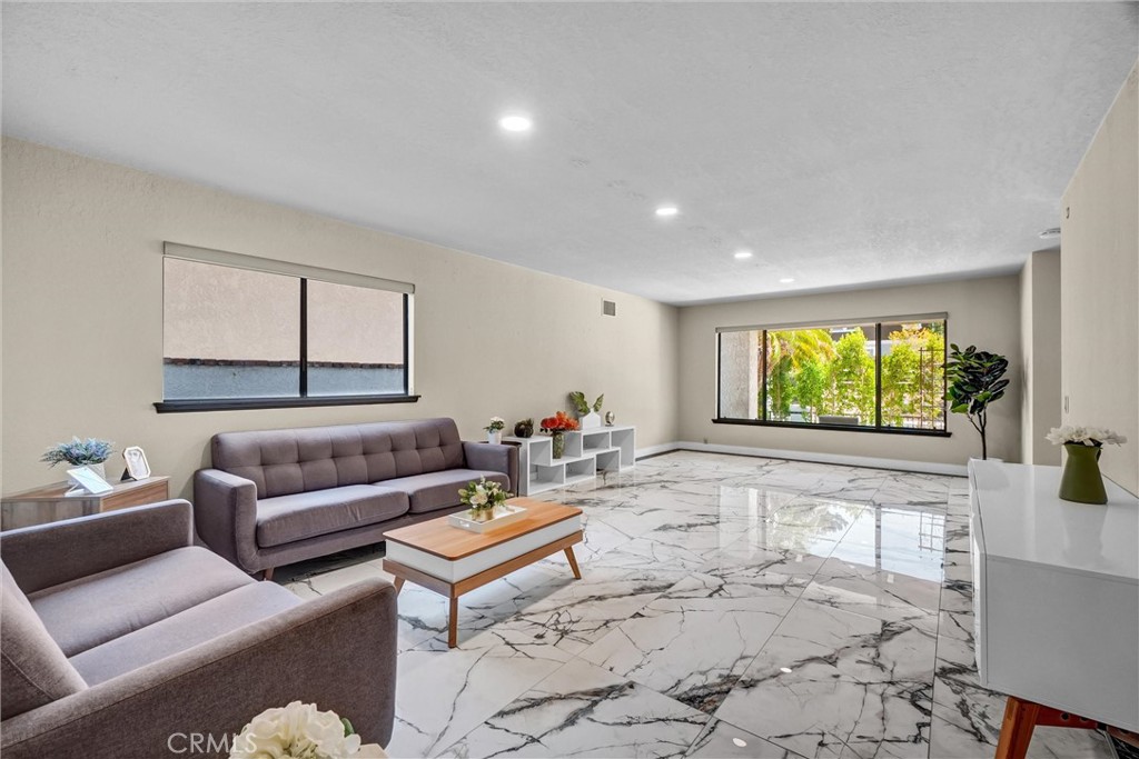 MLS #OC26163465 image #3