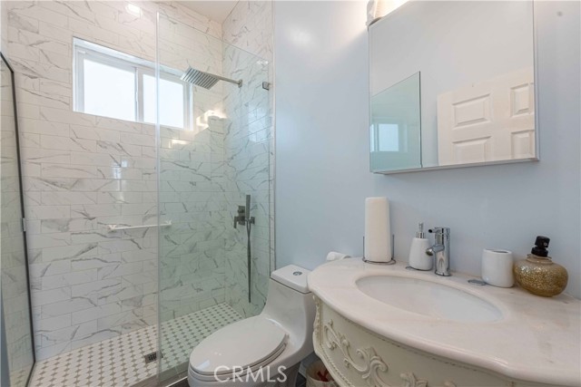 Detail Gallery Image 17 of 27 For 5414 Lake Crest Dr #B,  Agoura Hills,  CA 91301 - 2 Beds | 2 Baths