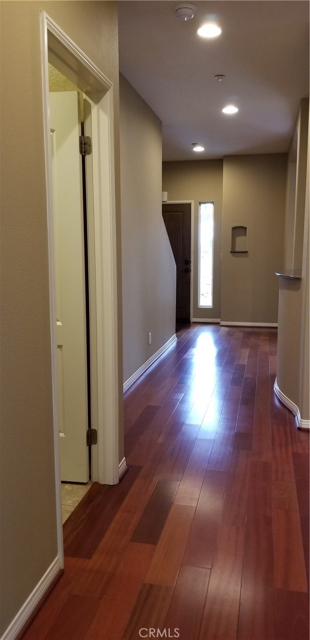 Detail Gallery Image 28 of 39 For 1704 Ruxton Ln #C,  Redondo Beach,  CA 90278 - 3 Beds | 2/1 Baths