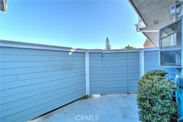 1812 Speyer Lane, Redondo Beach, California 90278, 3 Bedrooms Bedrooms, ,2 BathroomsBathrooms,Residential,Sold,Speyer,SB17244292