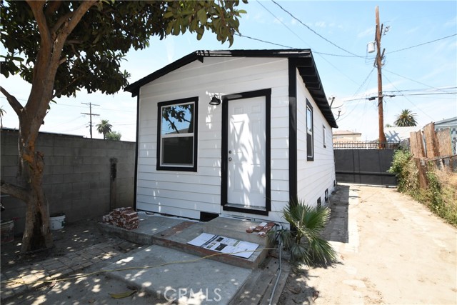 Detail Gallery Image 16 of 31 For 2117 E 112th St, Los Angeles,  CA 90059 - 4 Beds | 2 Baths