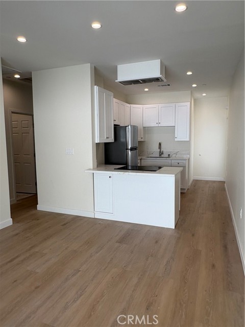 Detail Gallery Image 3 of 12 For 15857 Stare St #1/2,  North Hills,  CA 91343 - 2 Beds | 2 Baths