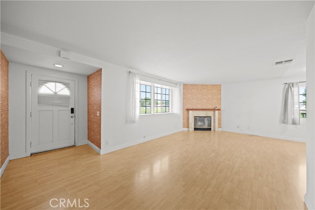 Detail Gallery Image 11 of 44 For 15069 Mulberry Dr, Whittier,  CA 90604 - 3 Beds | 3 Baths