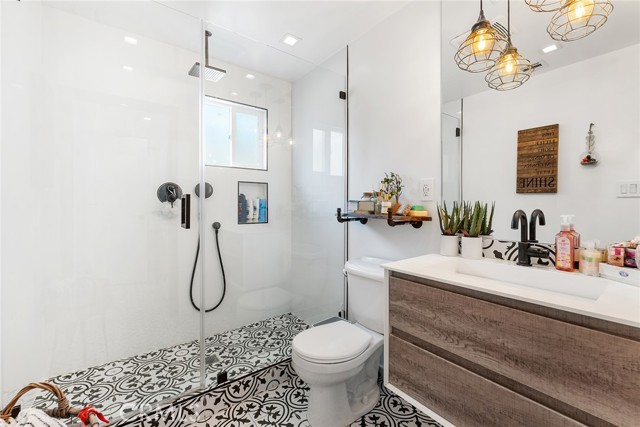 Detail Gallery Image 24 of 51 For 7454 Sausalito Ave, West Hills,  CA 91307 - 5 Beds | 4 Baths