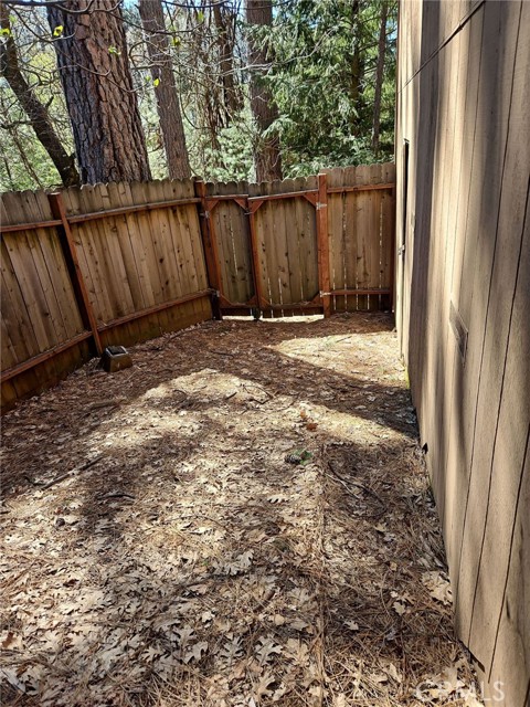 Detail Gallery Image 11 of 11 For 16221 Niblick Rd, Cobb,  CA 95426 - 2 Beds | 2/1 Baths