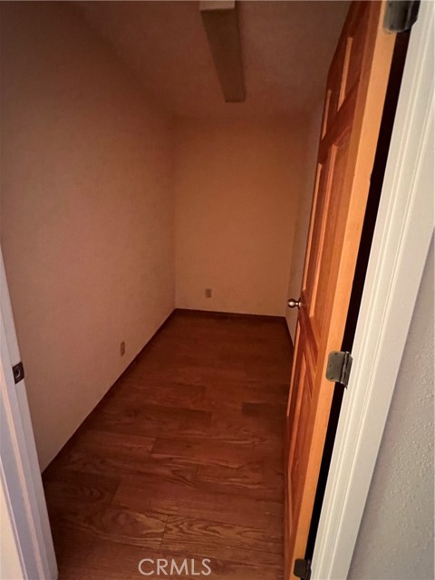 Detail Gallery Image 12 of 14 For 44519 Foxton, Lancaster,  CA 93535 - 5 Beds | 3 Baths