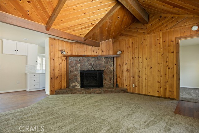 Detail Gallery Image 6 of 26 For 32296 Fern Dr, Running Springs,  CA 92382 - 5 Beds | 3 Baths