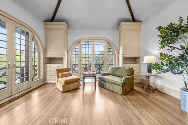 1215 Wentworth, Pasadena CA: https://media.crmls.org/medias/c6bad170-29ba-4e05-b739-36849693d765.jpg