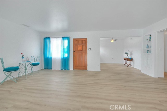 1766 W Catalpa Avenue, Anaheim CA: https://media.crmls.org/medias/c6bad2a0-594e-4e3b-8a08-f0b8f9029c4b.jpg