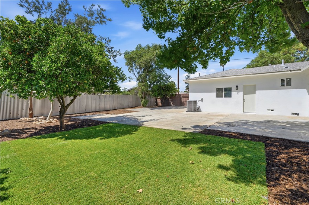 749 N Midway - photo 18