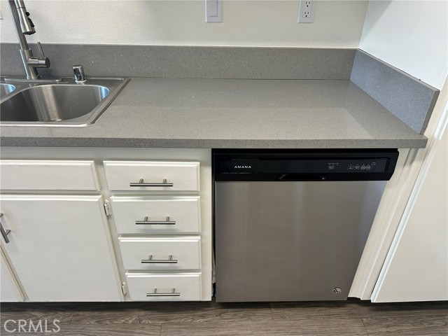 Detail Gallery Image 17 of 24 For 18225 Kingsdale Ave #207,  Redondo Beach,  CA 90278 - 3 Beds | 2 Baths