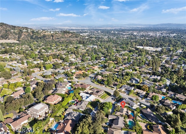 1811 Chantry Drive, Arcadia CA: https://media.crmls.org/medias/c6bbe97d-b6a1-49c6-a290-ebdfbb41d3b0.jpg