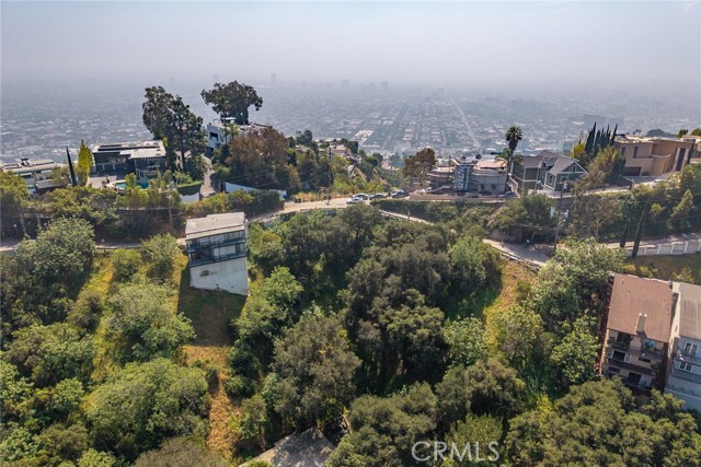 Detail Gallery Image 4 of 4 For 8441 Grand View, Los Angeles,  CA 90046 - – Beds | – Baths