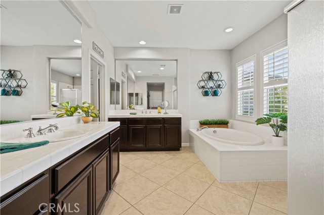 Detail Gallery Image 21 of 34 For 24303 Las Palmas St, Valencia,  CA 91355 - 4 Beds | 3 Baths