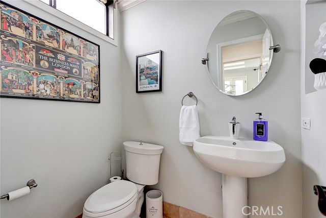 469 27th Street, Manhattan Beach, California 90266, 3 Bedrooms Bedrooms, ,3 BathroomsBathrooms,Residential,Sold,27th,SB22088434