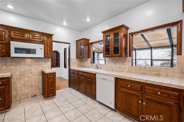 Detail Gallery Image 17 of 32 For 929 E 37th, Long Beach,  CA 90807 - 2 Beds | 1 Baths