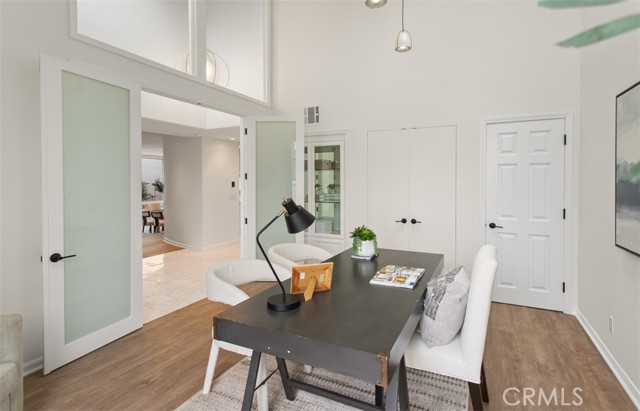 16201 Santa Barbara Lane, Huntington Beach CA: https://media.crmls.org/medias/c6c037f3-4703-4403-9749-602f0f63f3cb.jpg