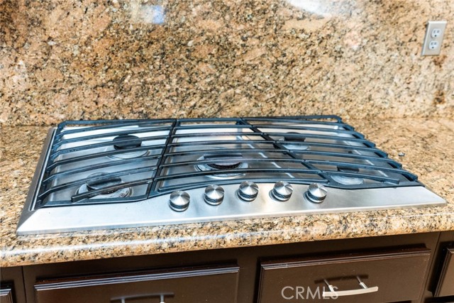 Detail Gallery Image 43 of 51 For 6 Roseleaf, Irvine,  CA 92620 - 5 Beds | 3/1 Baths