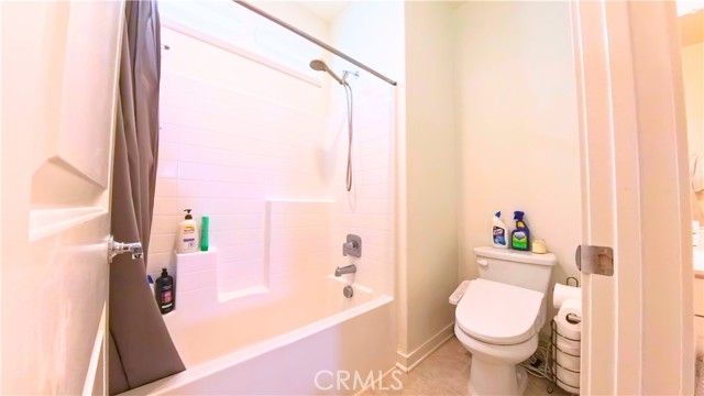 Detail Gallery Image 18 of 46 For 6035 Rio Bravo, Corona,  CA 92880 - 4 Beds | 3 Baths