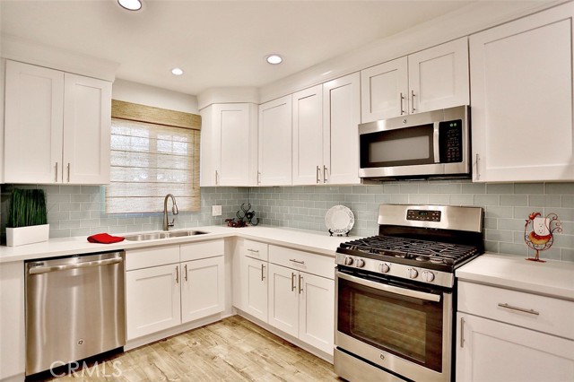 MLS #OC25265040 image #8