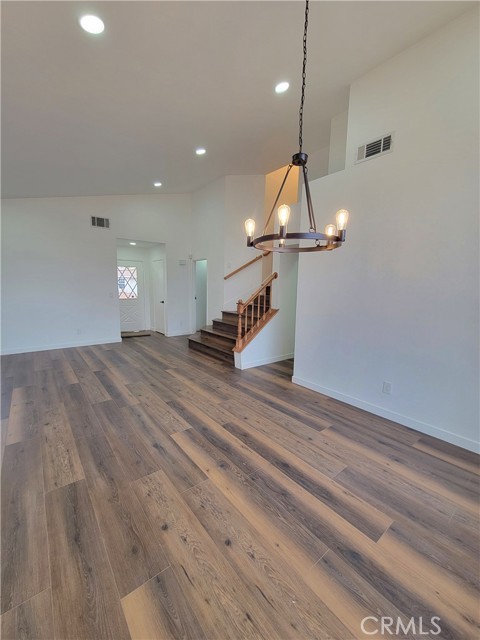 Detail Gallery Image 8 of 19 For 37245 Waterman Ave, Palmdale,  CA 93550 - 3 Beds | 2/1 Baths