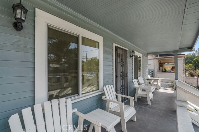 Detail Gallery Image 7 of 40 For 462 Camulos St, Los Angeles,  CA 90033 - 4 Beds | 2 Baths