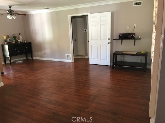 Spacious Family Room
