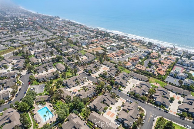 3341 Calle La Veta, San Clemente CA: https://media.crmls.org/medias/c6c3c6f3-80bb-477b-b63b-88581ed9c7f4.jpg