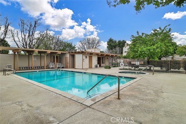 21025 Lemarsh Street, Chatsworth CA: https://media.crmls.org/medias/c6c4290e-8803-4e02-a46f-9f20844fb09e.jpg