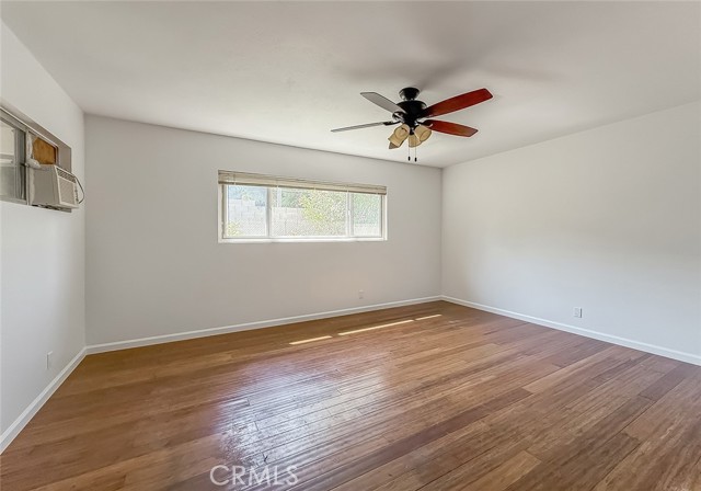 Detail Gallery Image 19 of 39 For 24022 Wildwood Canyon Rd, Newhall,  CA 91321 - 3 Beds | 2 Baths