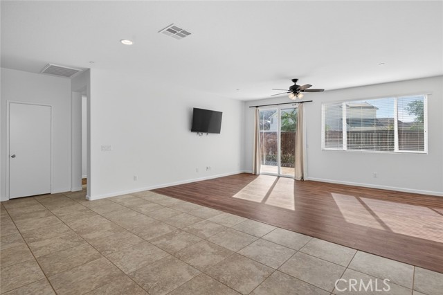 Detail Gallery Image 10 of 37 For 30167 Pine Needle Rd, Menifee,  CA 92585 - 3 Beds | 2 Baths