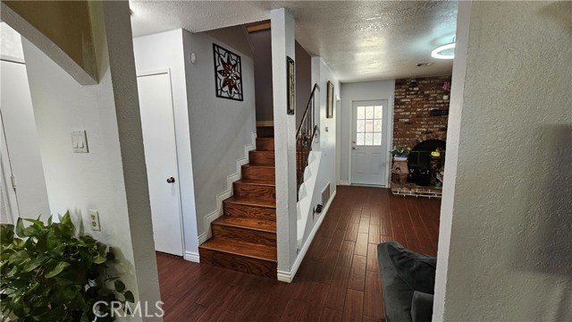 Detail Gallery Image 7 of 32 For 1820 E Avenue J 10, Lancaster,  CA 93535 - 4 Beds | 3 Baths