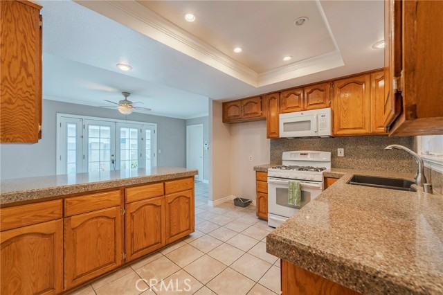 Detail Gallery Image 6 of 28 For 7041 Heil Ave, Huntington Beach,  CA 92647 - 3 Beds | 2 Baths