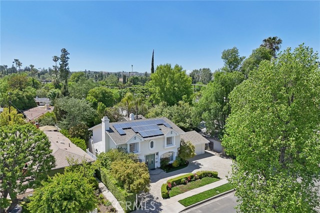 5347 Hinton Avenue, Woodland Hills CA: https://media.crmls.org/medias/c6c6c43a-896a-4043-a8d6-53aa6e0df6dd.jpg