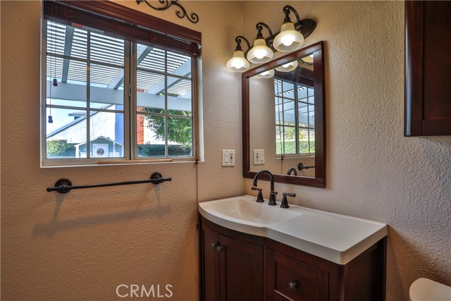 Detail Gallery Image 20 of 34 For 428 Ferrero Ln, La Puente,  CA 91744 - 4 Beds | 2 Baths