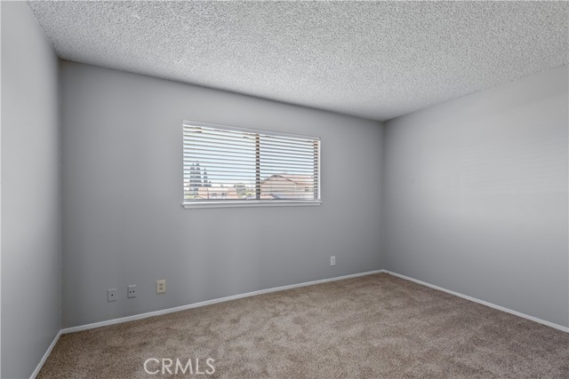 2030 Socrates Avenue, Simi Valley CA: https://media.crmls.org/medias/c6c78c6b-662b-4f63-8f3c-bd9148faf5ad.jpg