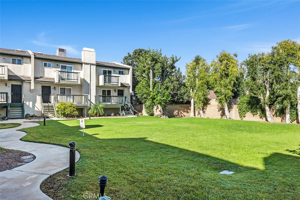 MLS #OC25250901 image #29