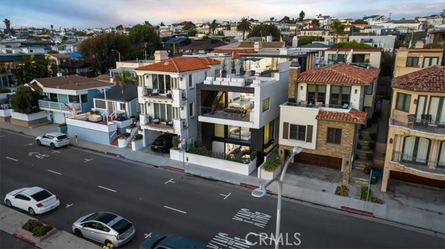 Detail Gallery Image 70 of 75 For 2240 Hermosa Ave, Hermosa Beach,  CA 90254 - 4 Beds | 6 Baths