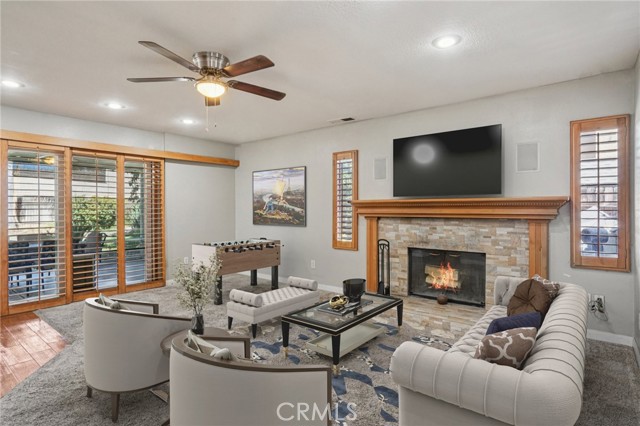 Detail Gallery Image 5 of 21 For 808 Daybreak Ct, San Jacinto,  CA 92582 - 4 Beds | 3 Baths