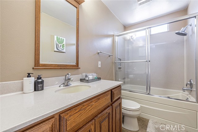 Detail Gallery Image 17 of 40 For 4755 Quartz Hill Rd, Lancaster,  CA 93536 - 3 Beds | 3 Baths