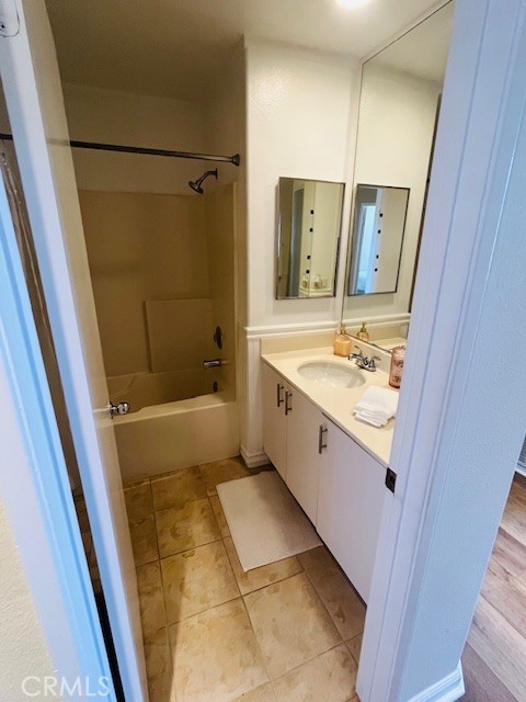8444 E Teton Court, Anaheim CA: https://media.crmls.org/medias/c6ca133b-de3e-430d-a8ff-1b875fa83936.jpg