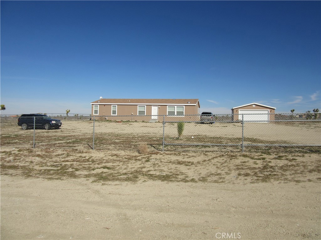 1627 Sierra Road, Pinon Hills, CA 92372