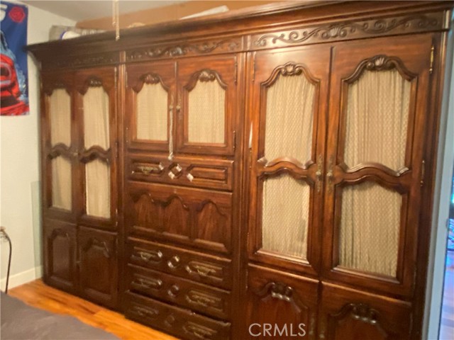 9849 Canada Way, Riverside CA: https://media.crmls.org/medias/c6ca98a0-8295-4bf5-b643-7e3eceb17f37.jpg