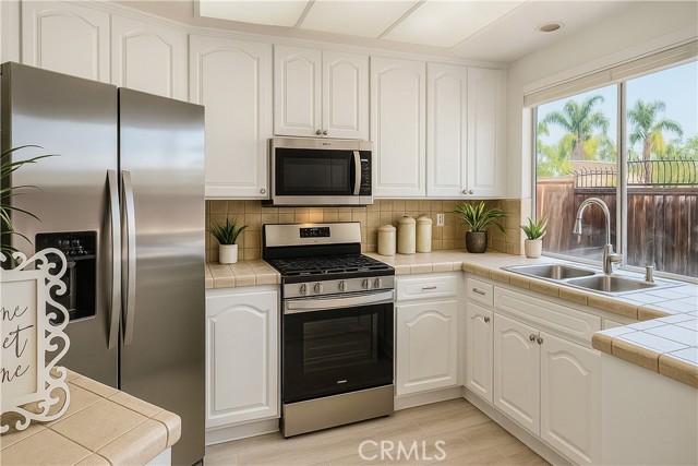 24982 La Pantera, Laguna Niguel CA: https://media.crmls.org/medias/c6cbc357-b6c6-4ea7-b341-2da9828878dc.jpg