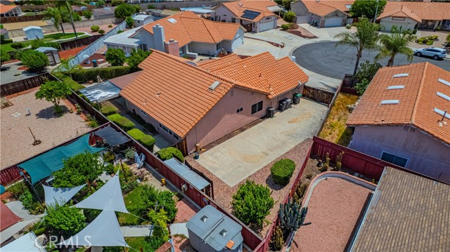 29331 Mawr Court, Menifee CA: https://media.crmls.org/medias/c6cbe674-43b9-401b-8e25-ae865e245894.jpg