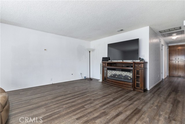 5095 Whispering Oak Way, Paso Robles CA: https://media.crmls.org/medias/c6cc2315-fcbf-4d62-87e2-8a6ace4dce91.jpg