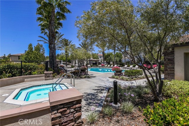 44118 Calle Luz, Temecula CA: https://media.crmls.org/medias/c6cc2afc-f611-40b7-9b0d-160ff1ca7d87.jpg